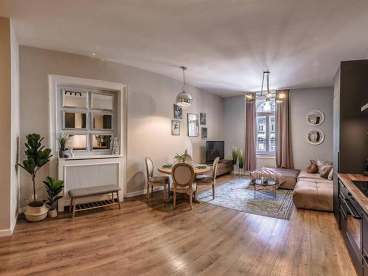 Budapest True Gem Downtown Next To Synagogue And Gozsdu Garden Area Bagian luar foto