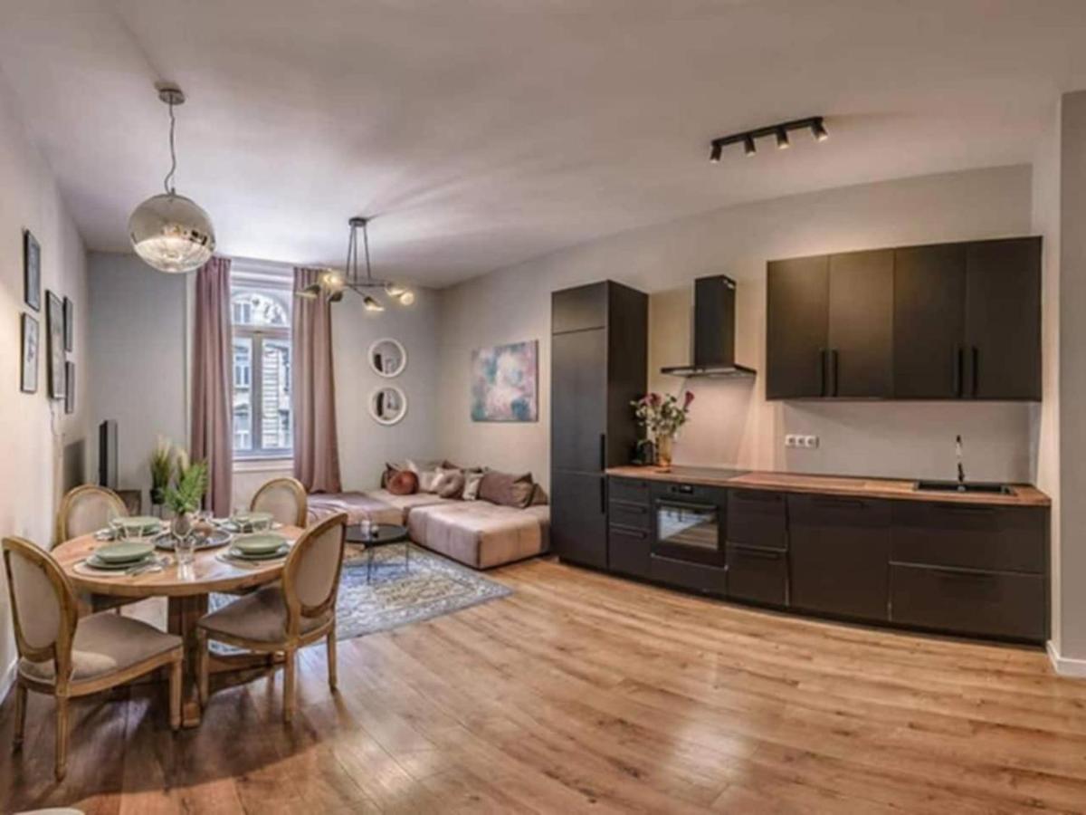 Budapest True Gem Downtown Next To Synagogue And Gozsdu Garden Area Bagian luar foto