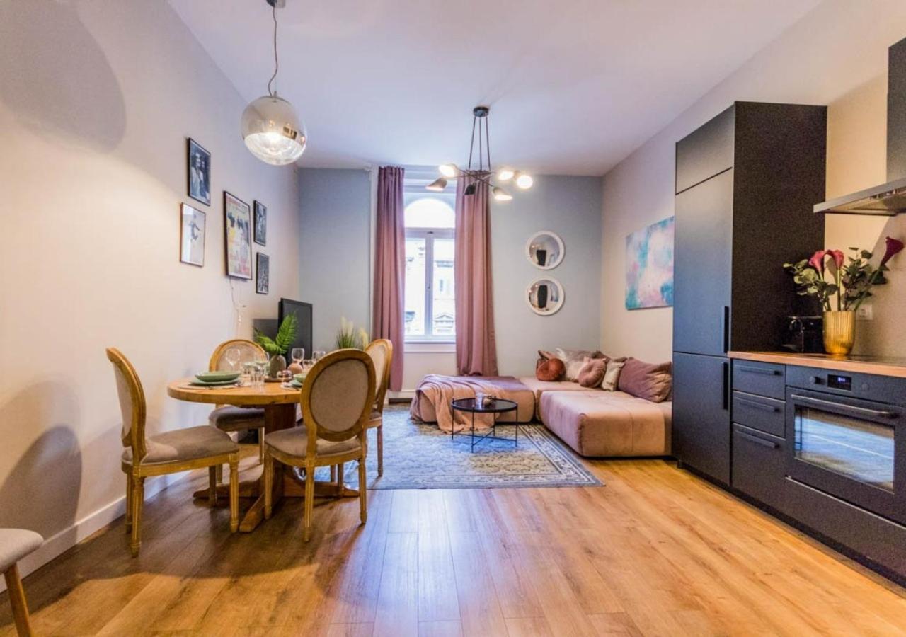 Budapest True Gem Downtown Next To Synagogue And Gozsdu Garden Area Bagian luar foto